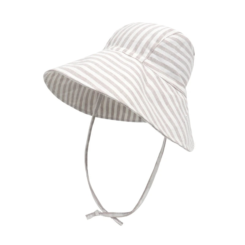 Wide-brimmed sun hat